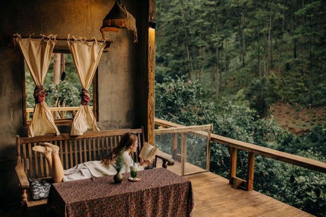 Tiệm cà phê Lững Thững ở Đà Lạt