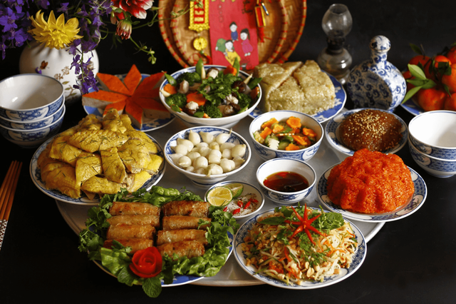 Mâm cỗ truyền thống 