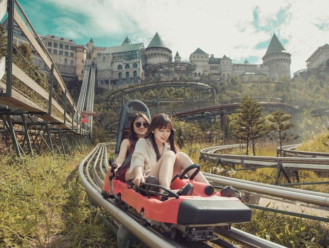 Máng trượt siêu tốc