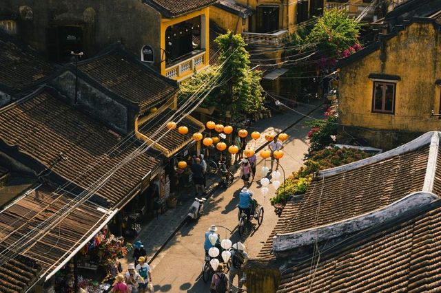 Vẻ đẹp phố cổ Hội An vào tháng 3 