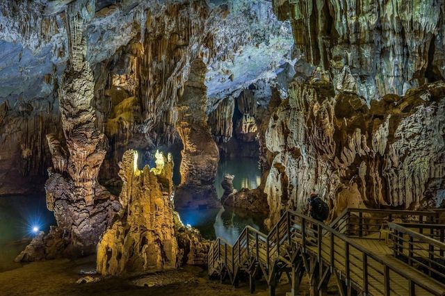 hang động sa thạch