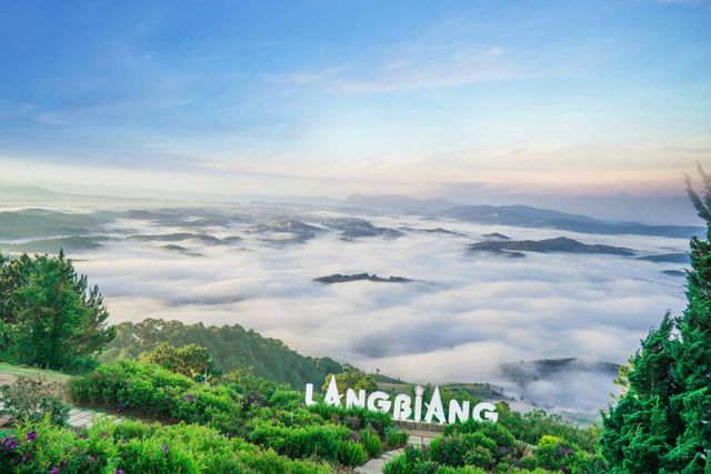 Đỉnh Lang Biang ở Đà Lạt