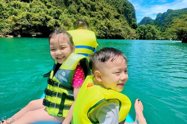 Trẻ em nhỏ cũng có thể chơi tại thung lũng Hava 