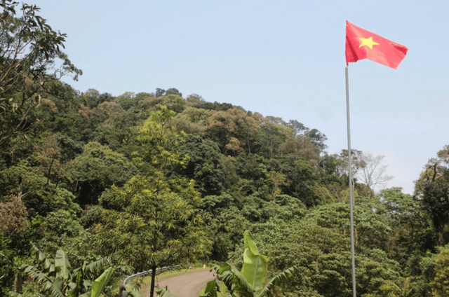 Trekking đỉnh U Bò, chinh phục “nóc nhà” Phong Nha - Kẻ Bàng 