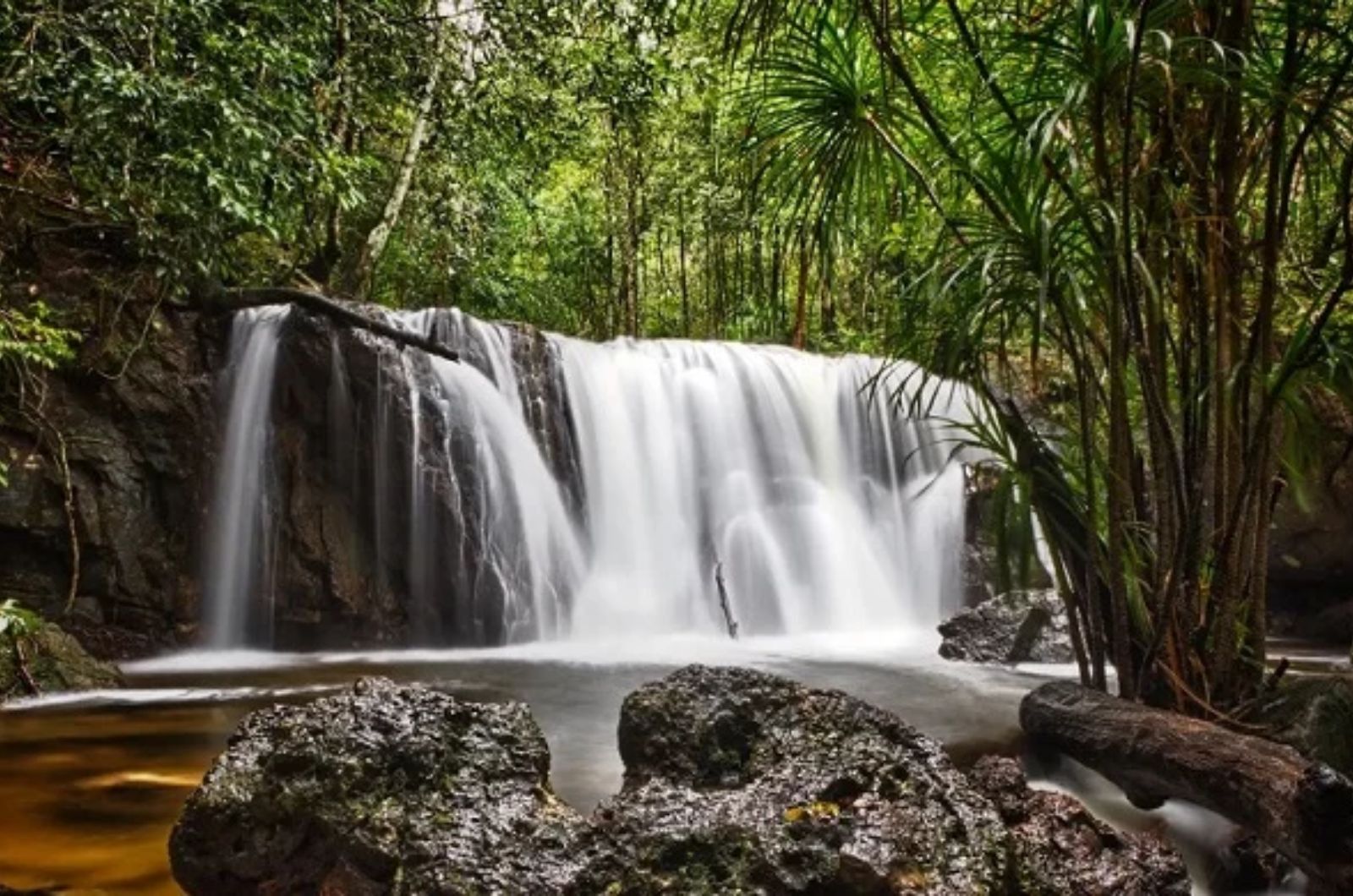Suối Tranh là địa điểm lý tưởng để trốn nắng