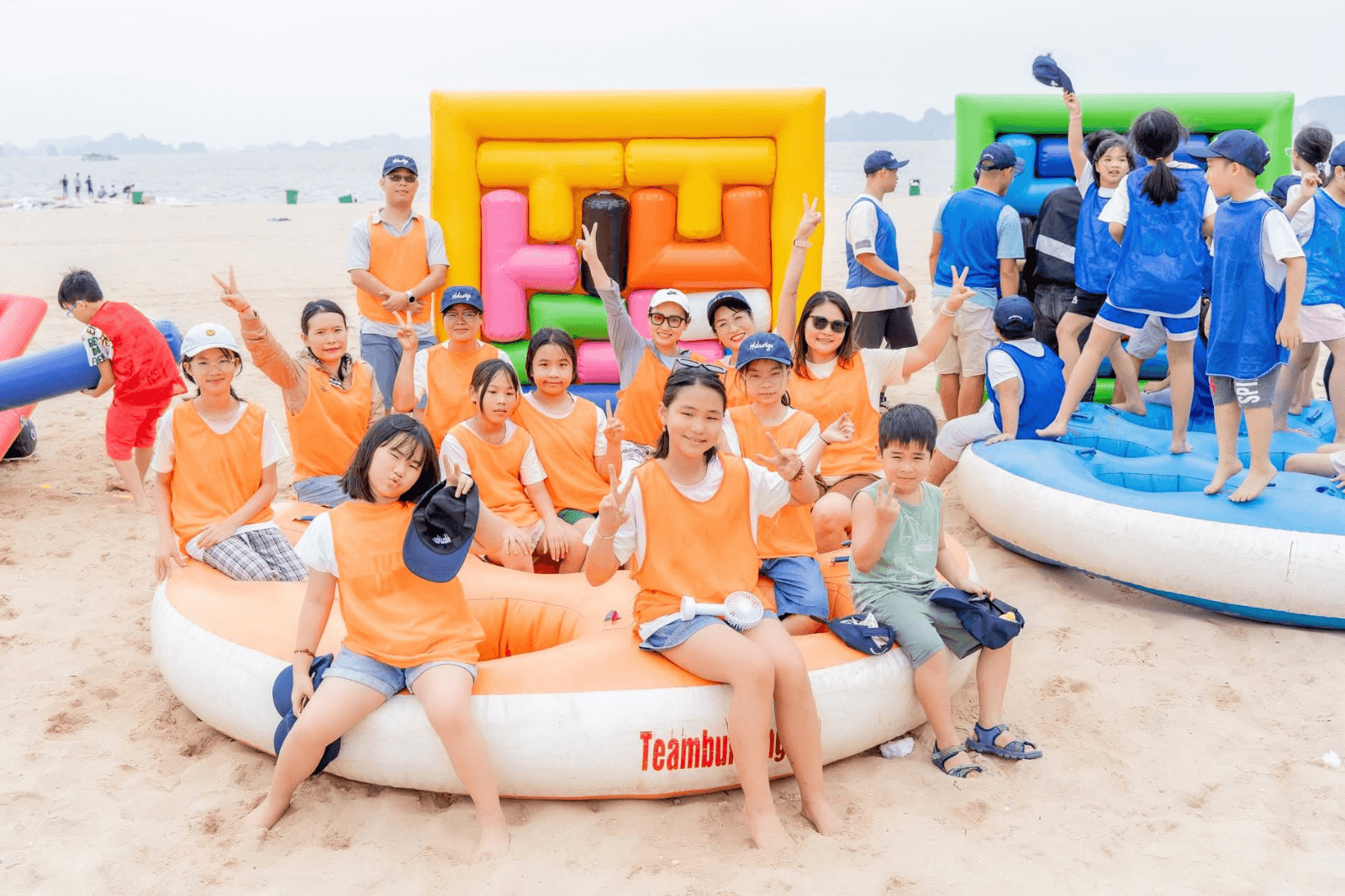Teambuilding kết hợp các hoạt động ngoài trời 