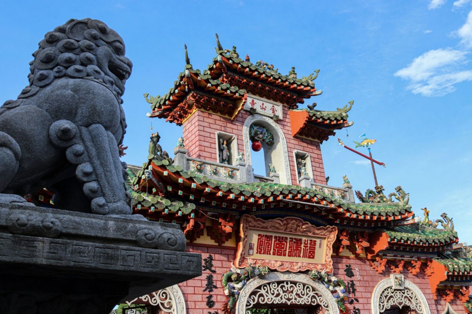 Tham quan Hội Quán Phúc Kiến