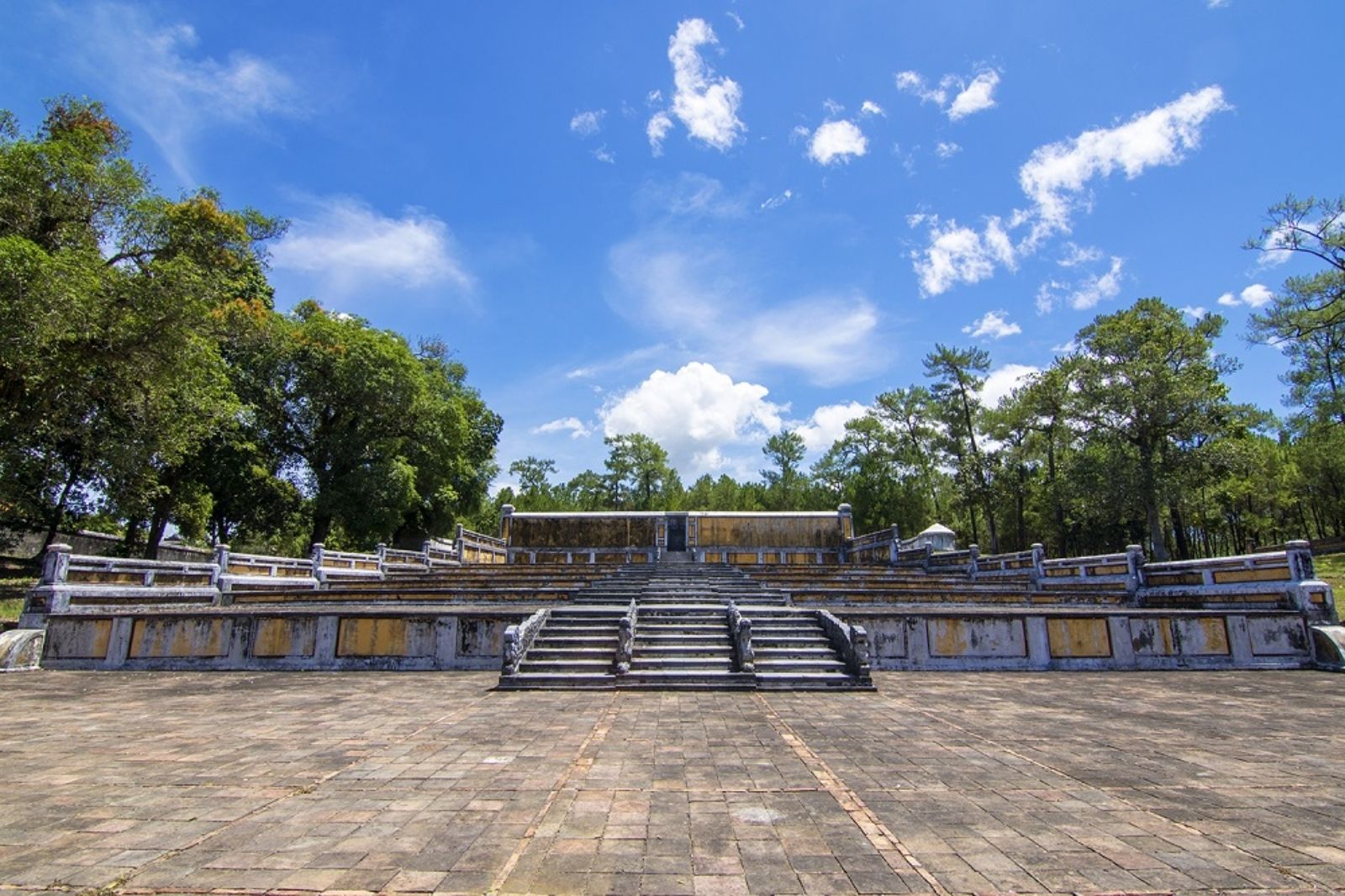 Thời gian tham quan lý tưởng là vào buổi sáng