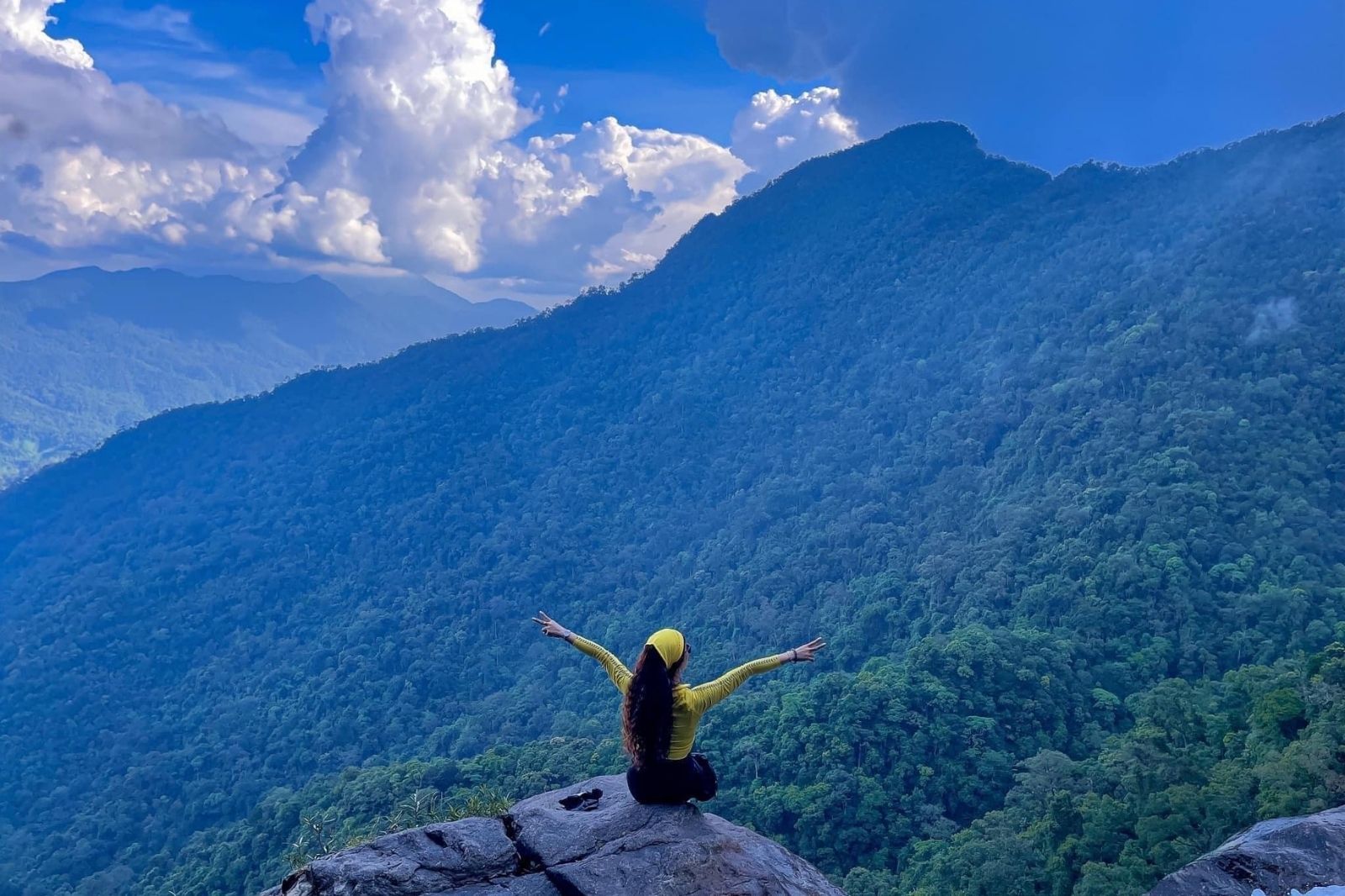 Chọn thời điểm lý tưởng để chinh phục thác Đỗ Quyên 