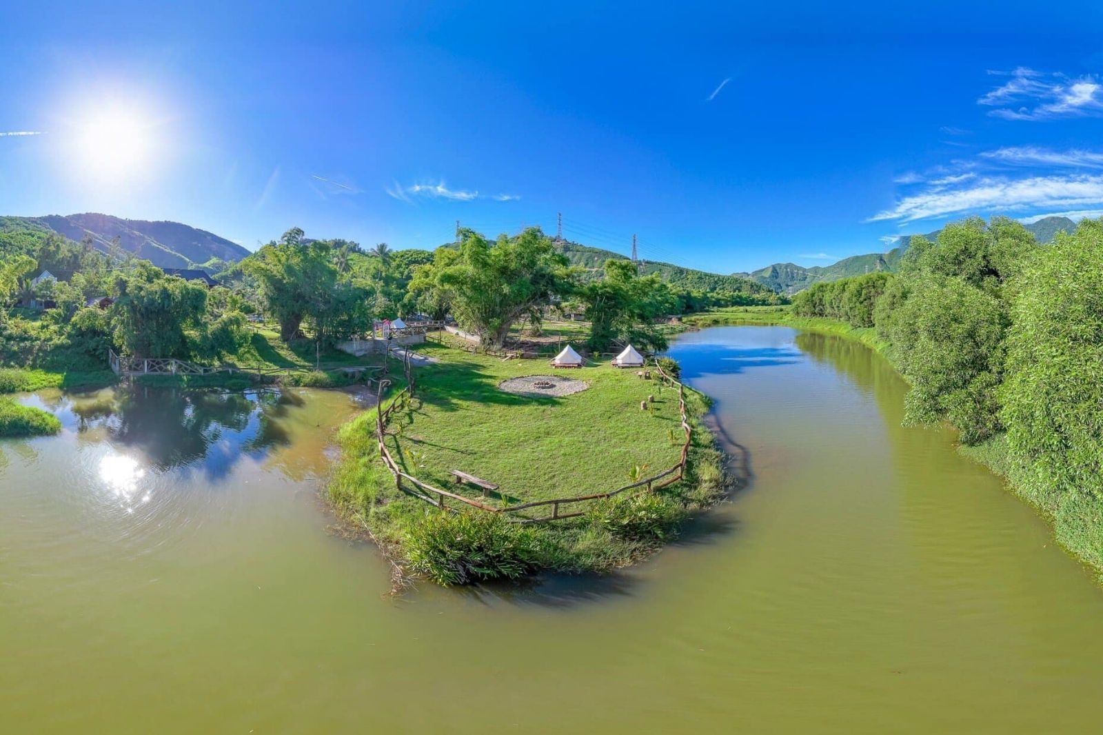 Thời tiết lý tưởng để cắm trại ngoài trời