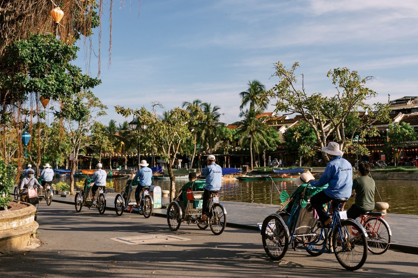 Thời tiết tháng 4 lý tưởng để dạo phố ngắm cảnh 