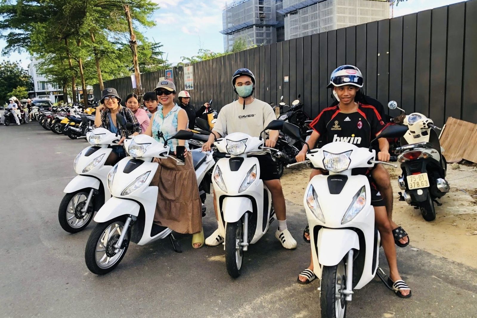 Thuê xe máy giúp bạn chủ động hơn trong di chuyển  