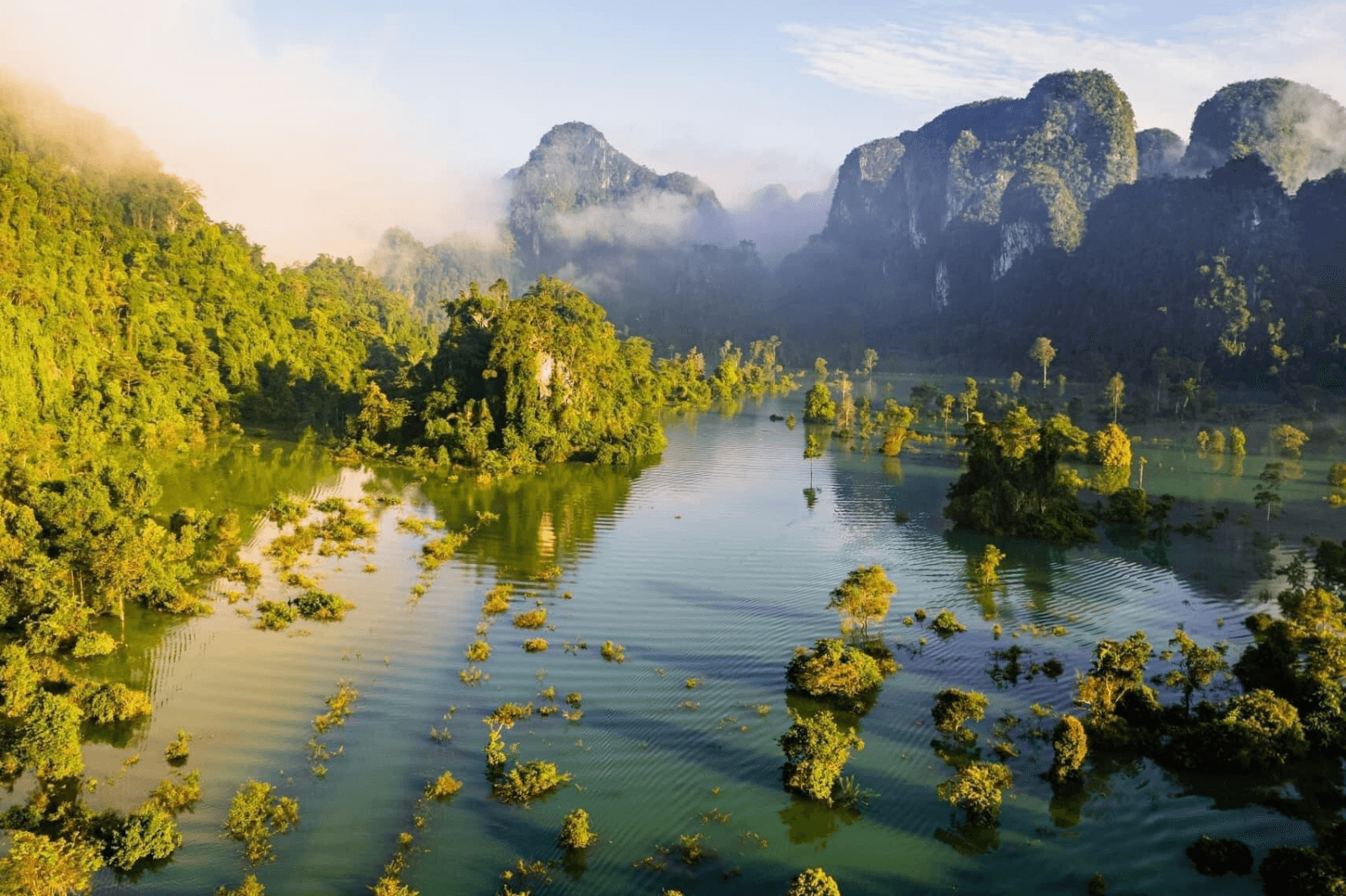 Thung lũng Hung Trâu mùa mưa