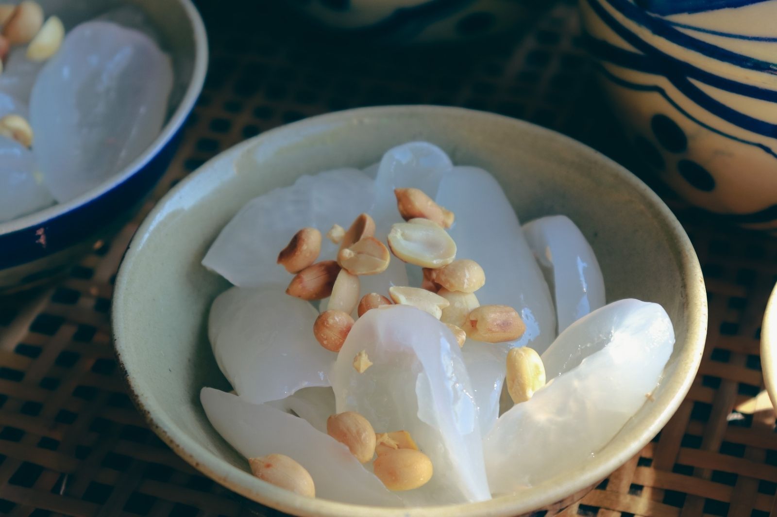 Thưởng thức đặc sản dừa nước 