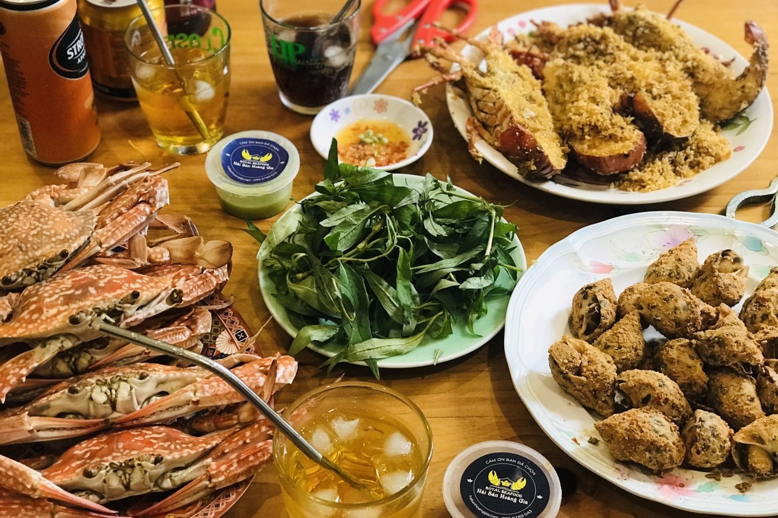 Thưởng thức hải sản khi đến biển Nhật Lệ 