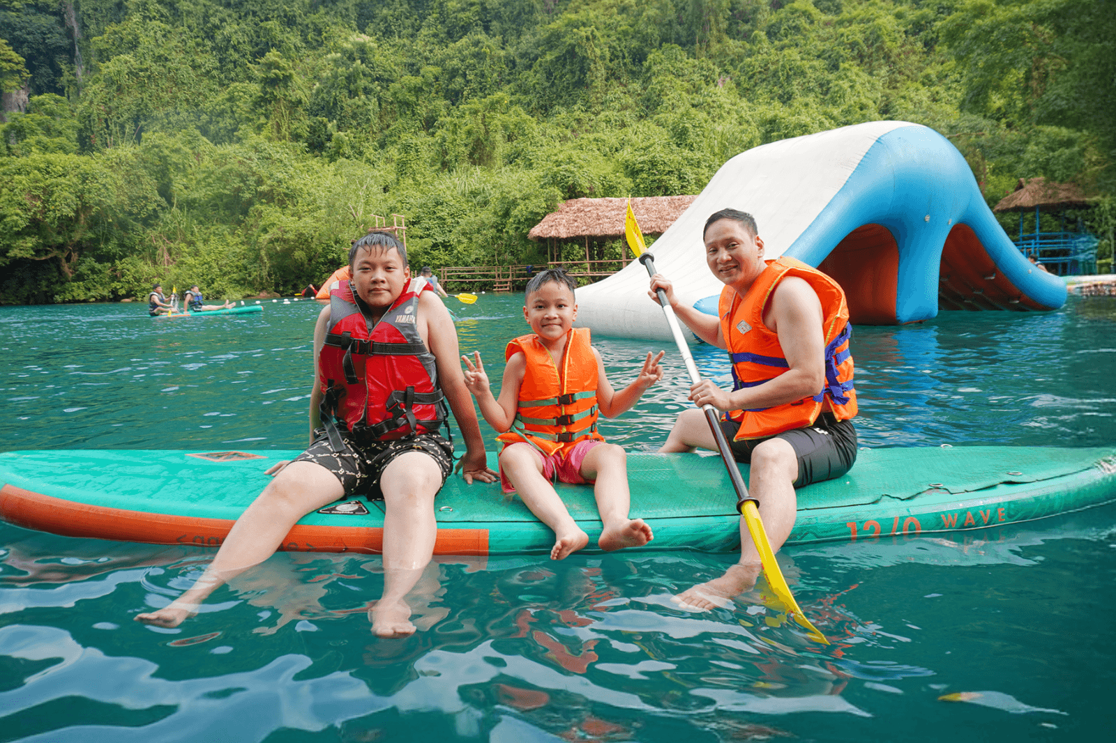 Tour một ngày kết hợp nhiều điểm du lịch 