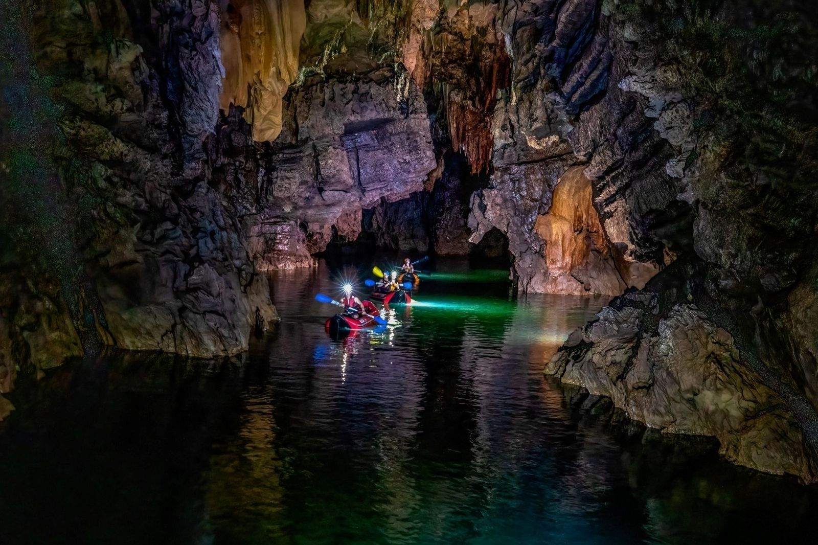 Tour Động Phong Nha 4,5 km 