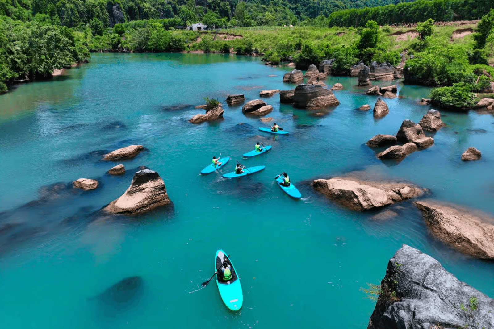 Tour ghép hằng ngày là lựa chọn tối ưu chi phí hơn