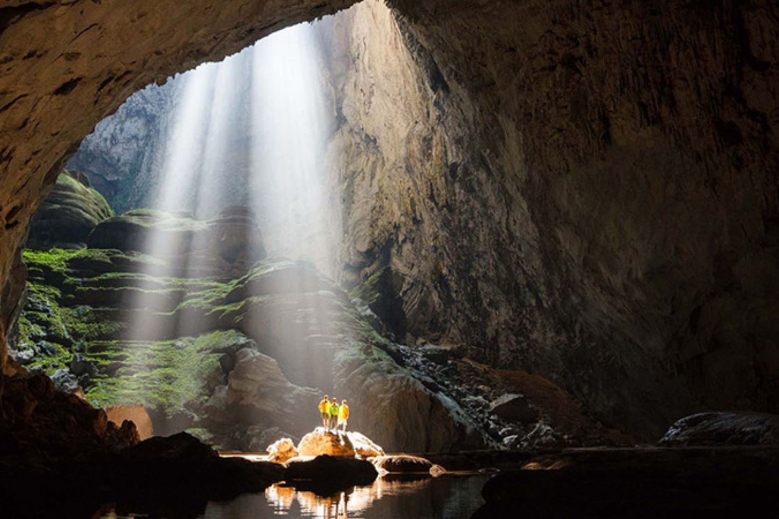 Tour du lịch mạo hiểm khám phá Hang Sơn Đòong