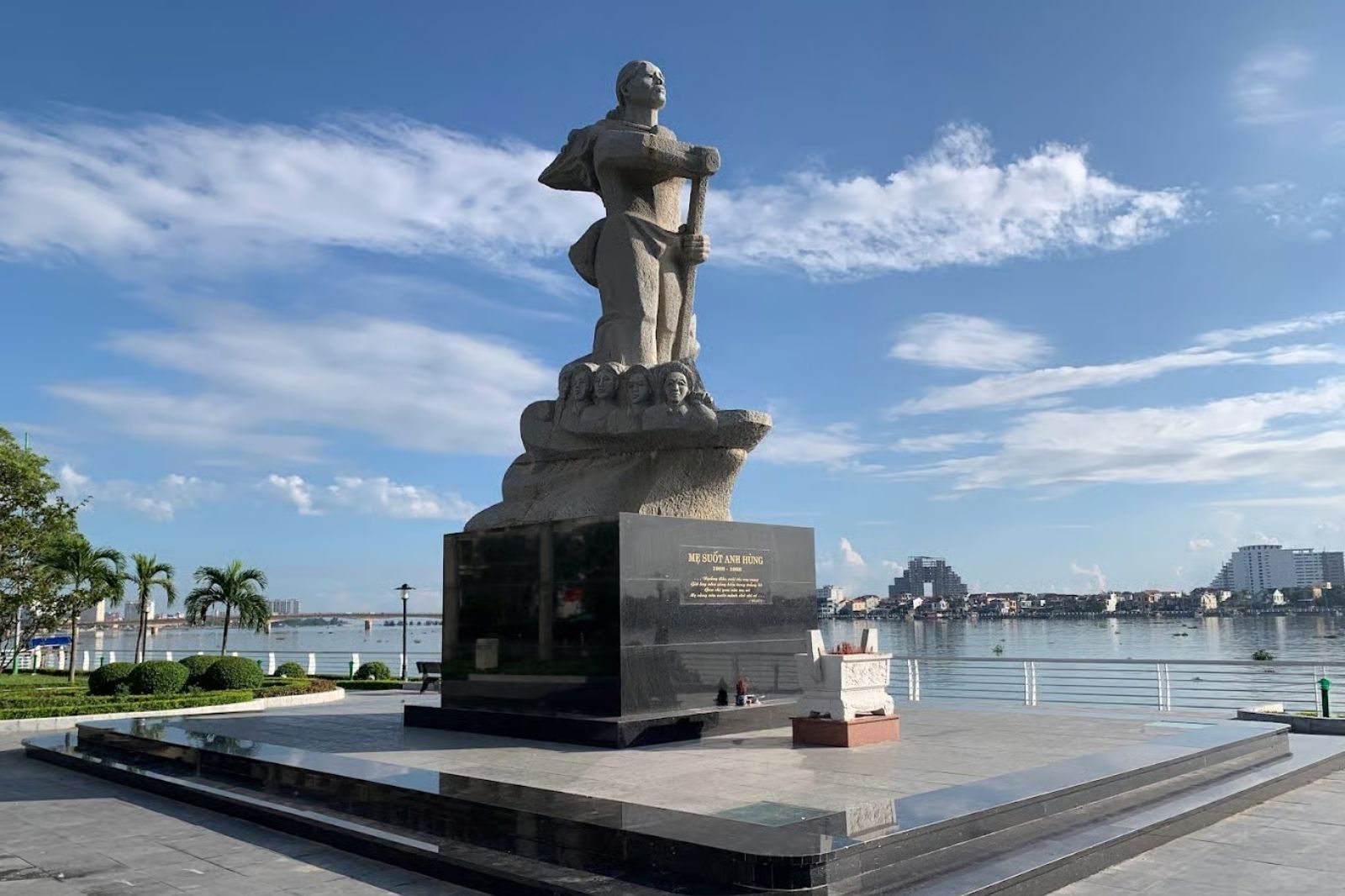 Tour kết hợp các điểm du lịch trong thành phố 