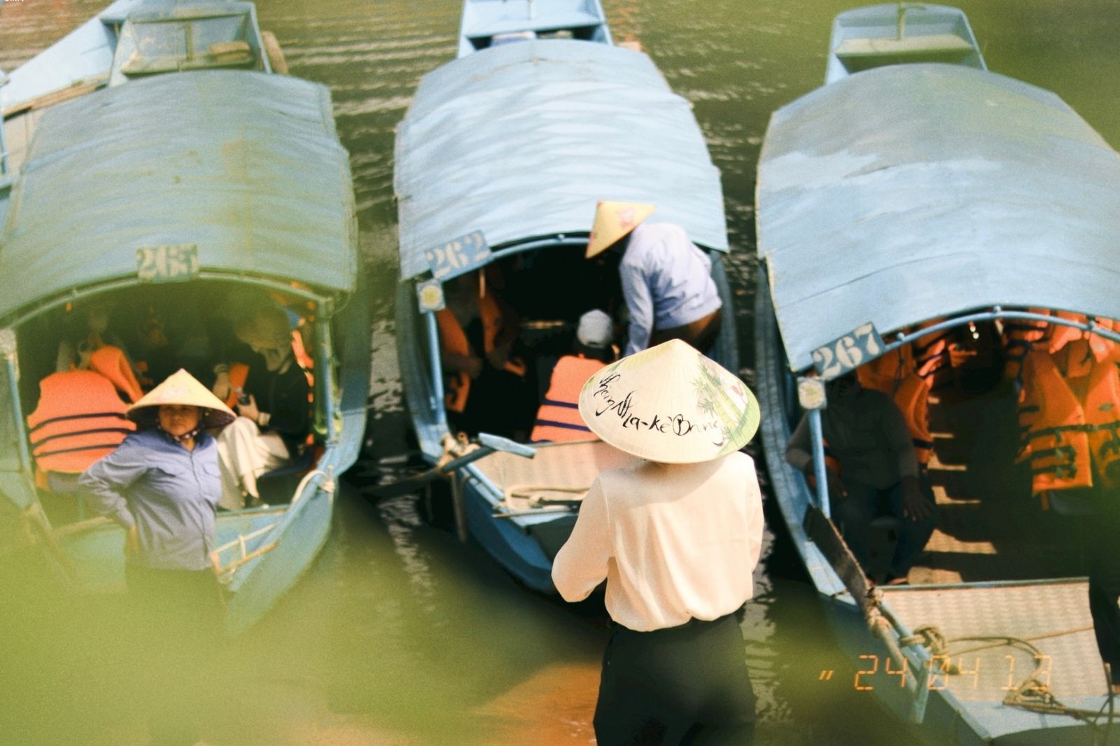 Tour thường trọn gói vé tham quan và phương tiện di chuyển  
