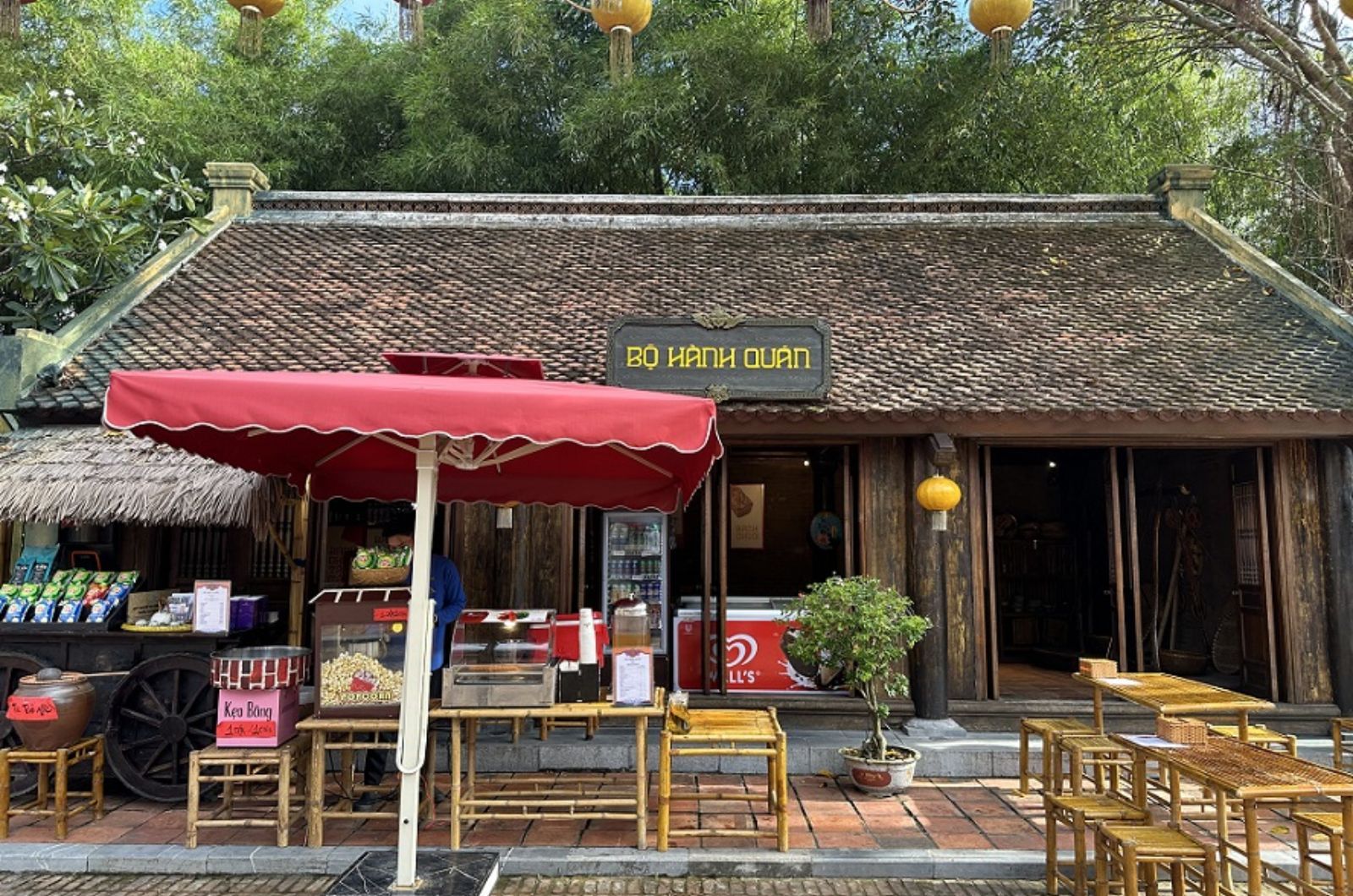 Trải nghiệm ẩm thực dân gian tại Bộ Hành Quán 