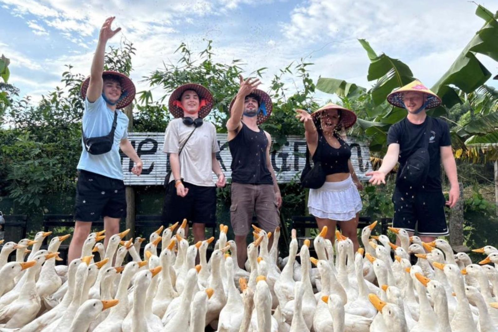 Trải nghiệm du lịch nông thôn ở Tang's Farm 