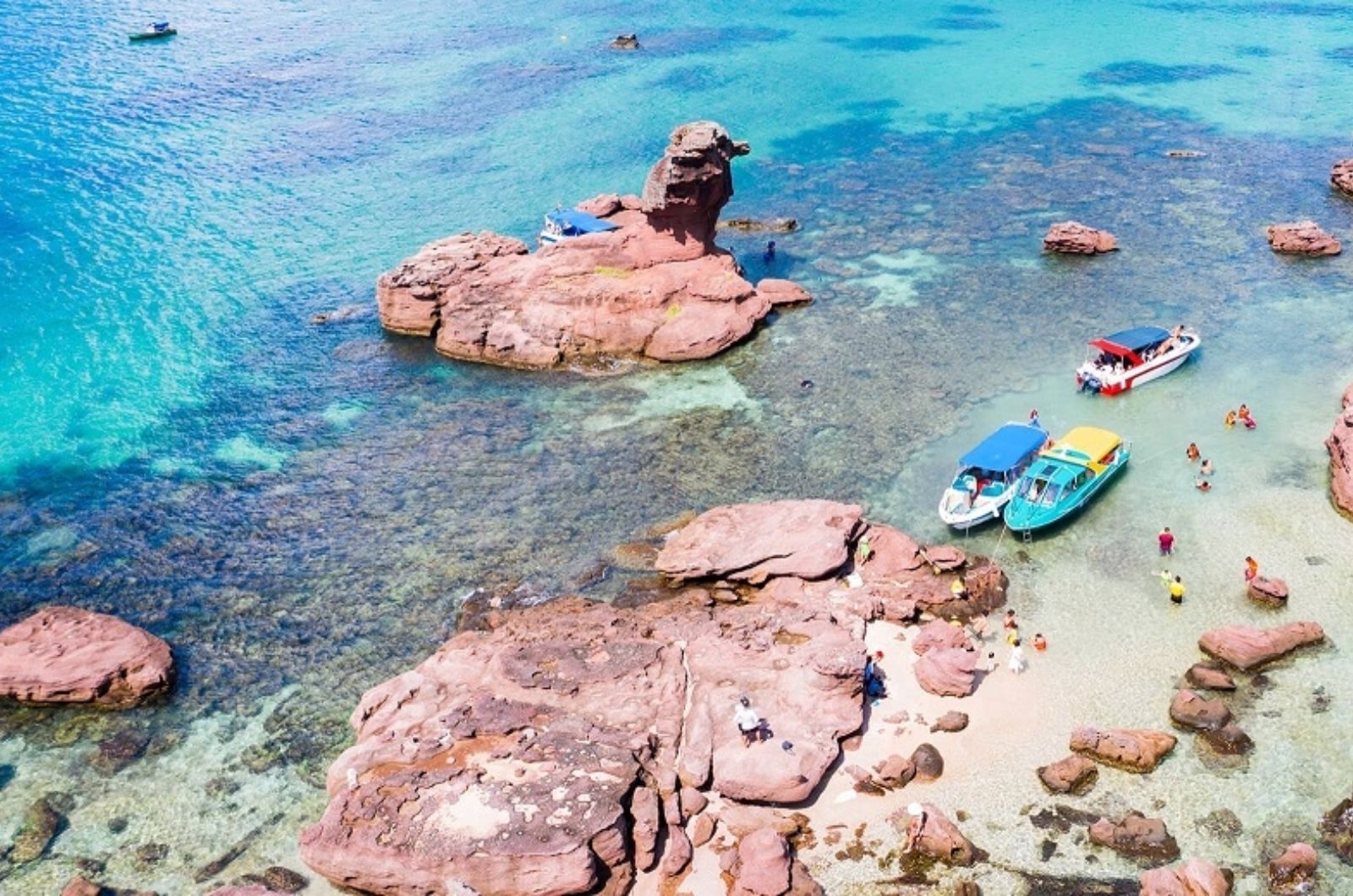 Nên trải nghiệm Hòn Dăm Ngang vào mùa khô 