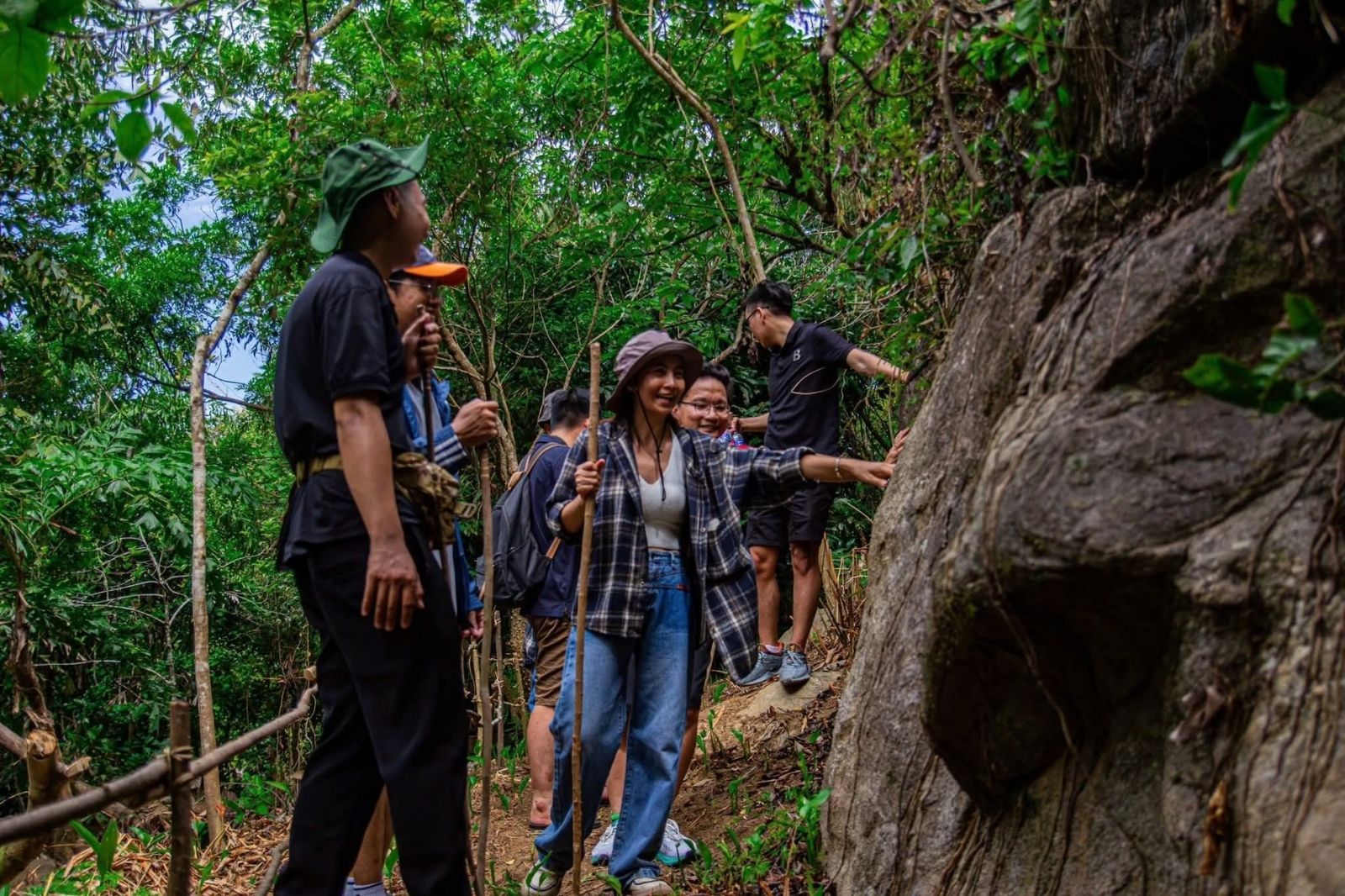 Trekking vườn bảo tàng Đồng Đình  