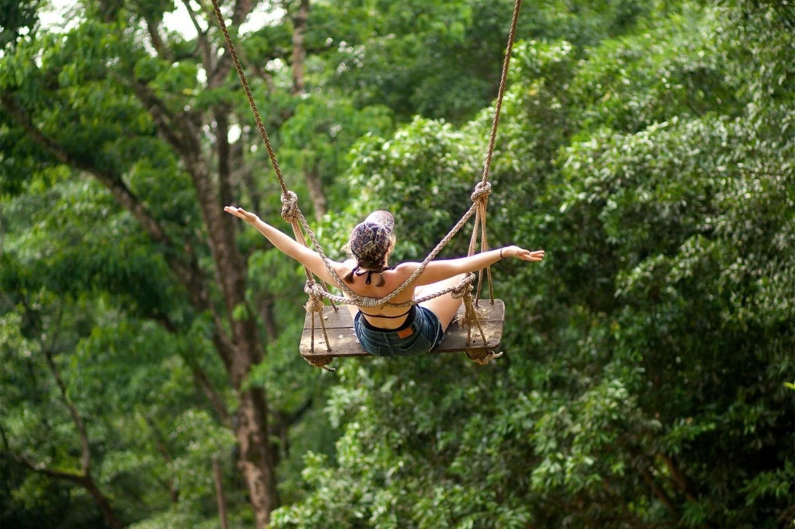 Trò chơi xích đu ở Ozo Park 