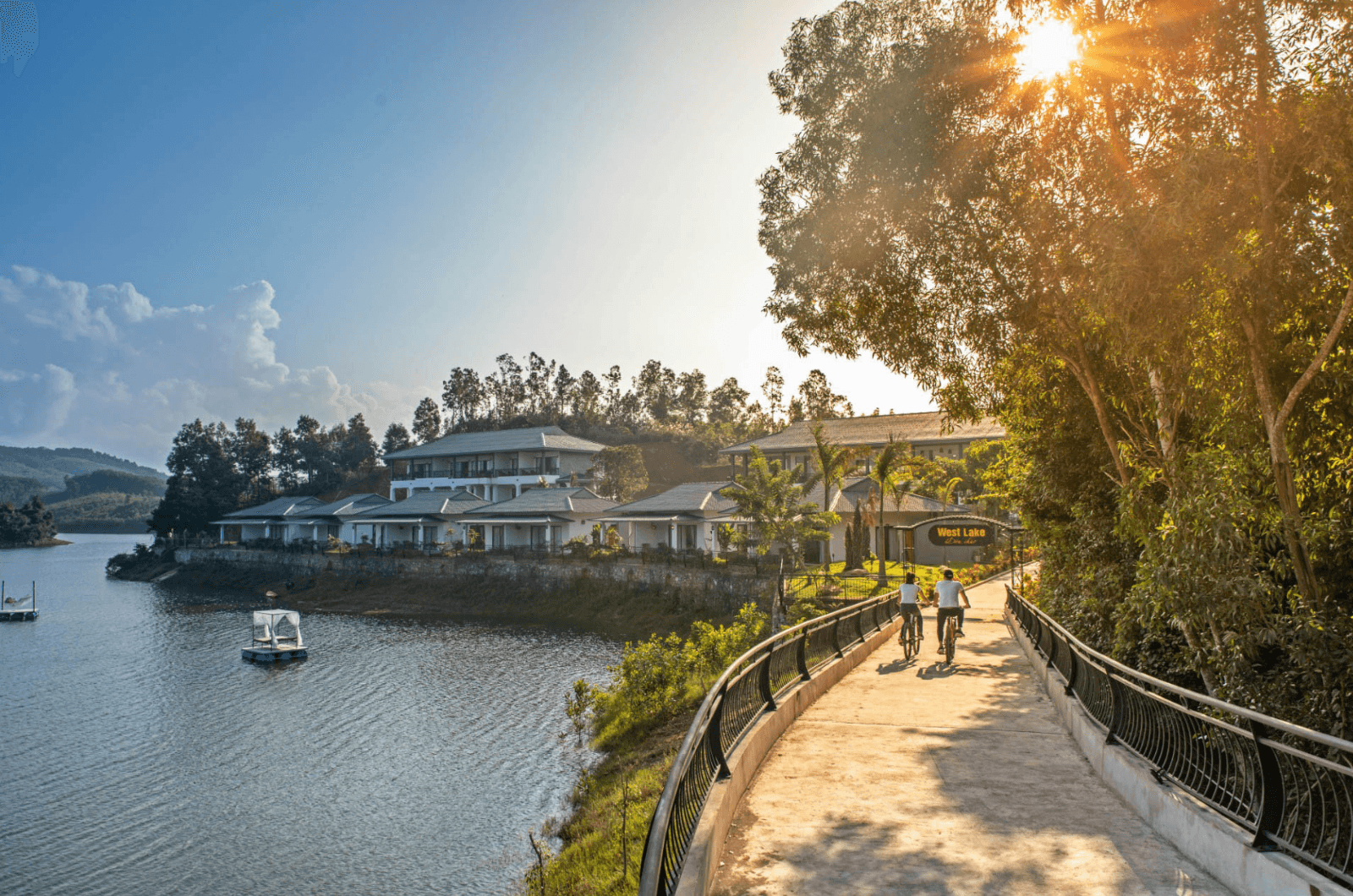 Với thiết kế sang trọng, hiện đại, nơi đây mang đến không gian nghỉ dưỡng đẳng cấp