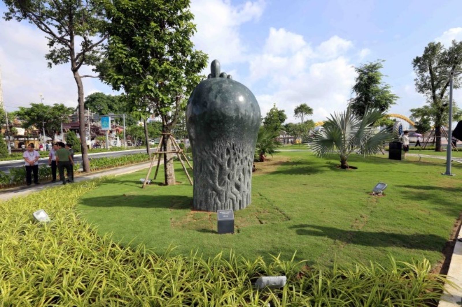 Vườn tượng công viên APEC 