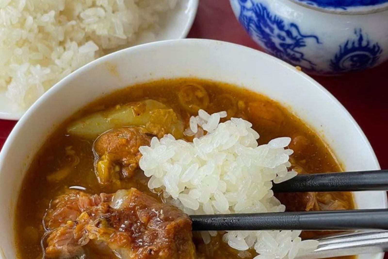 Xôi thịt hon Phạm Hồng Thái